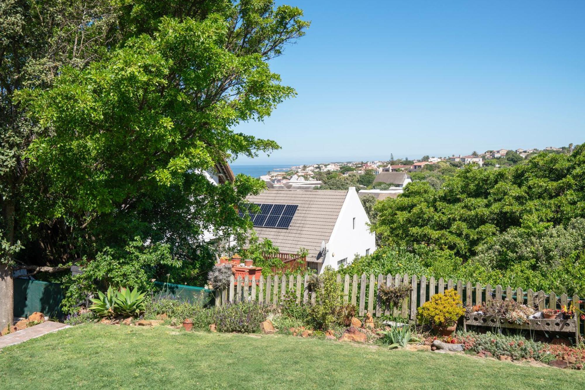 Cycads On Sea Guest House St Francis Bay Exterior photo