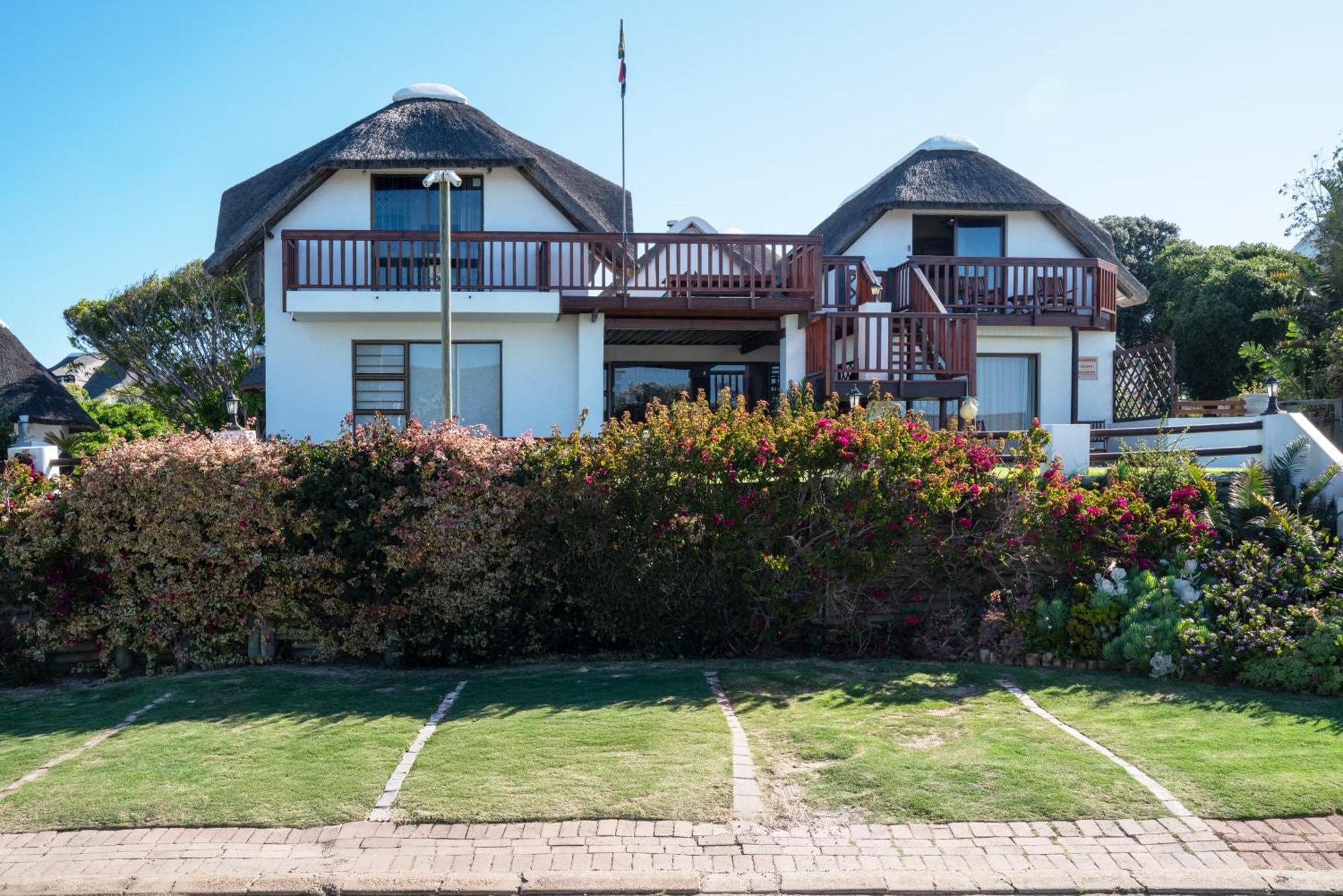 Cycads On Sea Guest House St Francis Bay Exterior photo